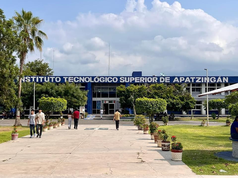 Logra Tec de Apatzingán acreditación de las ingenierías Civil y Bioquímica