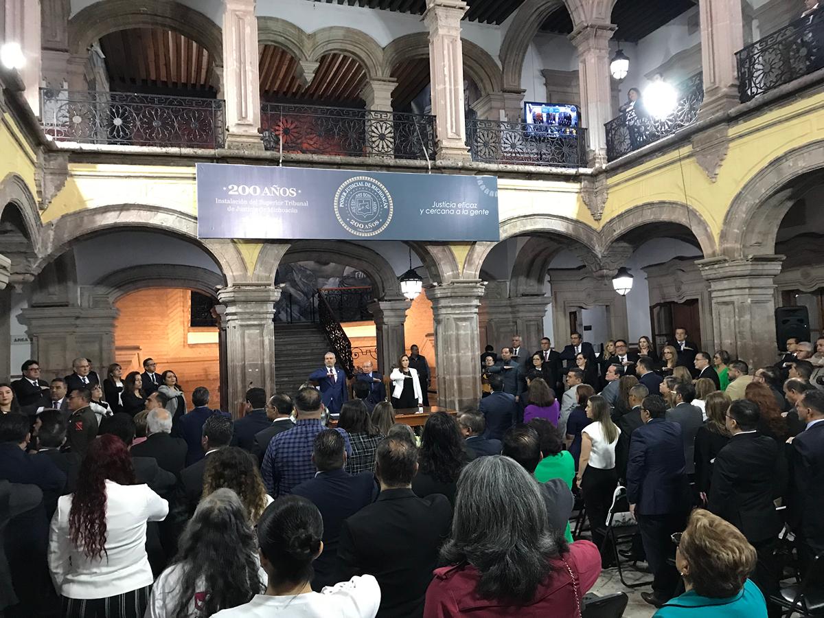 Reconocimiento a 200 años de Poder Judicial en Michoacán bajo advertencia de reforma