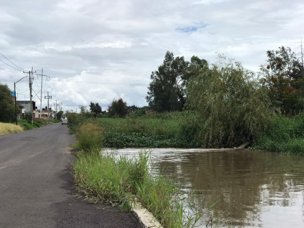 reportan lento desfogue en Río Grande de Morelia