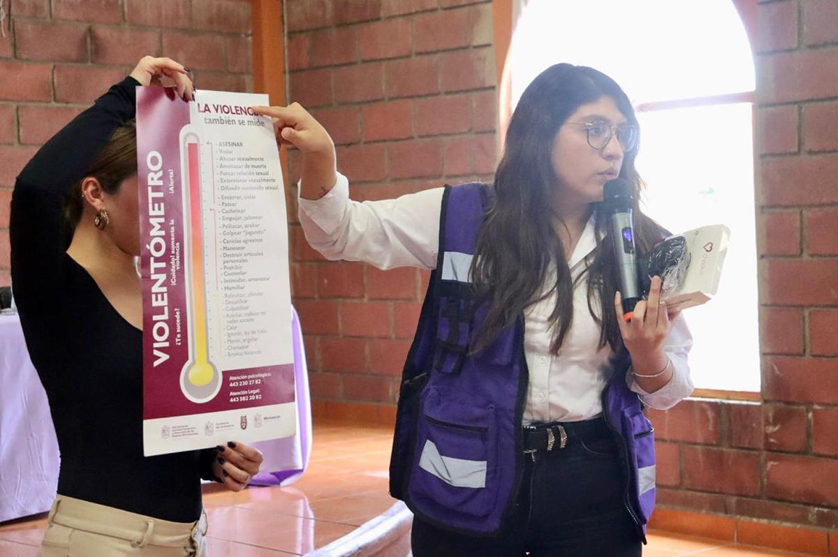 Seimujer promueve la menstruación Digna en Carapan