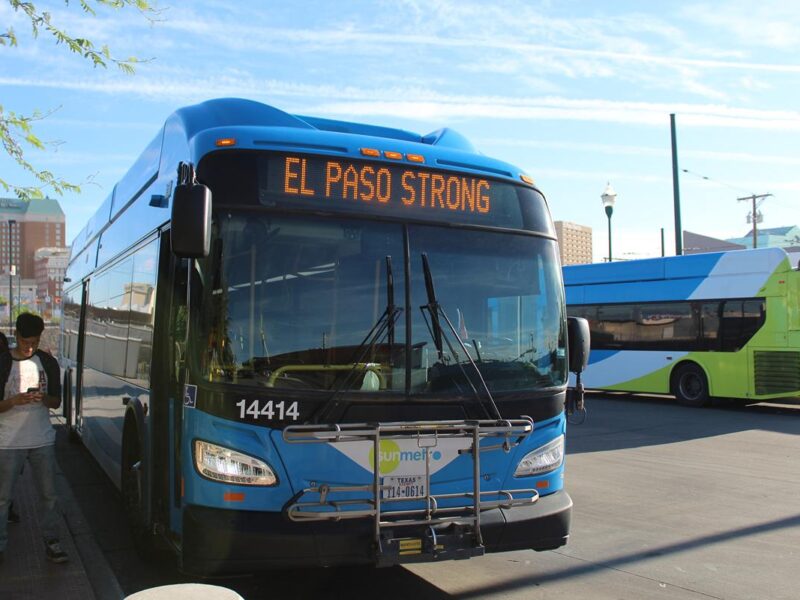 viaje en transporte público Canadá México