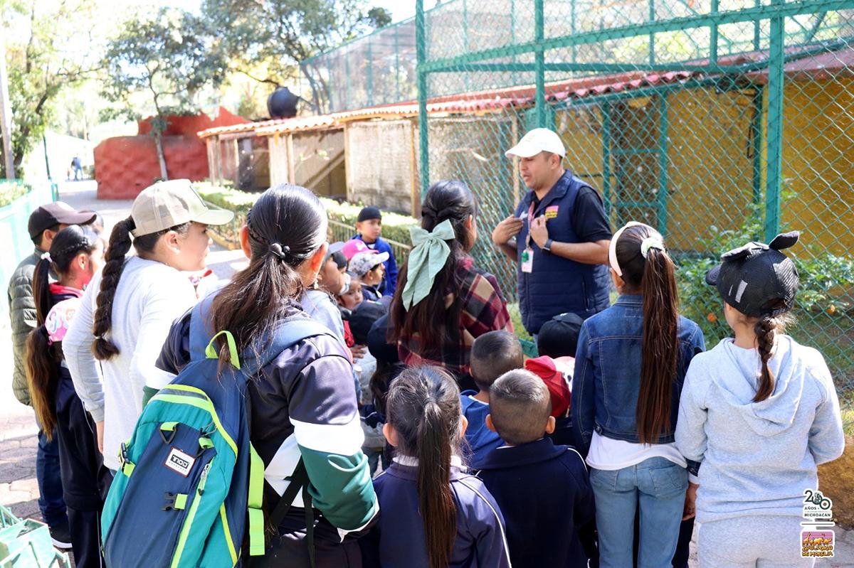 Zoológico de Morelia visita escuela