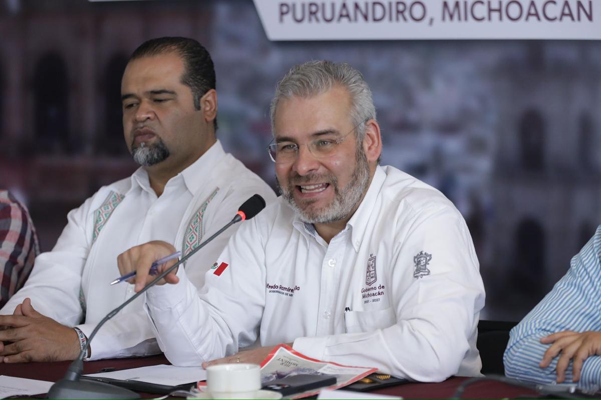 apoyo a municipios Michoacán obras