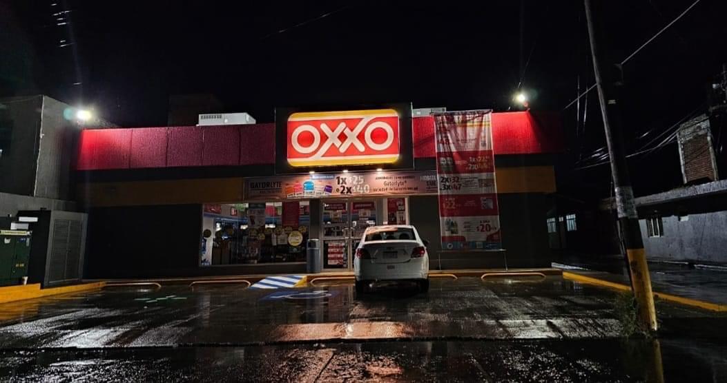 asalto de oxxo en uruapan