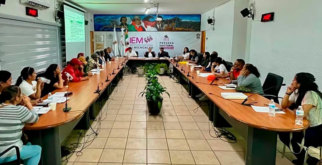 asamblea en Nahuatzen aprobación IEM