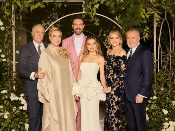 Sofía Castro y Pablo Bernot celebran su boda civil