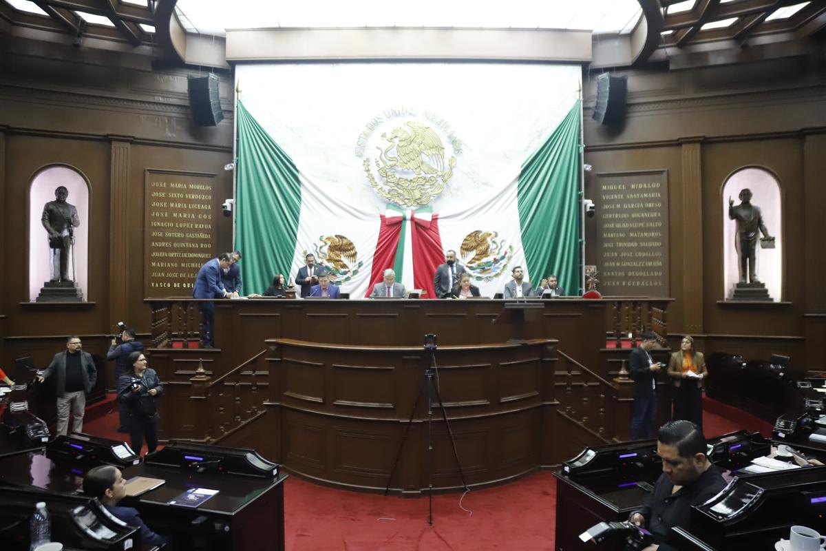 Conforma LXXVI Legislatura grupos parlamentarios, independientes en el limbo