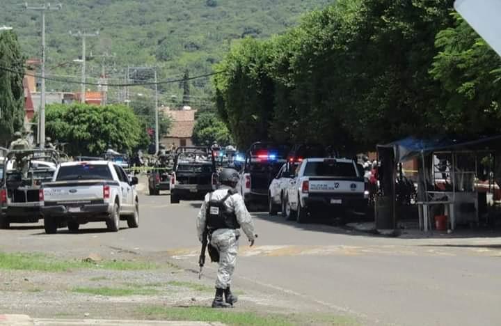 Enfrentamiento Armado en Michoacán Deja Policías Heridos