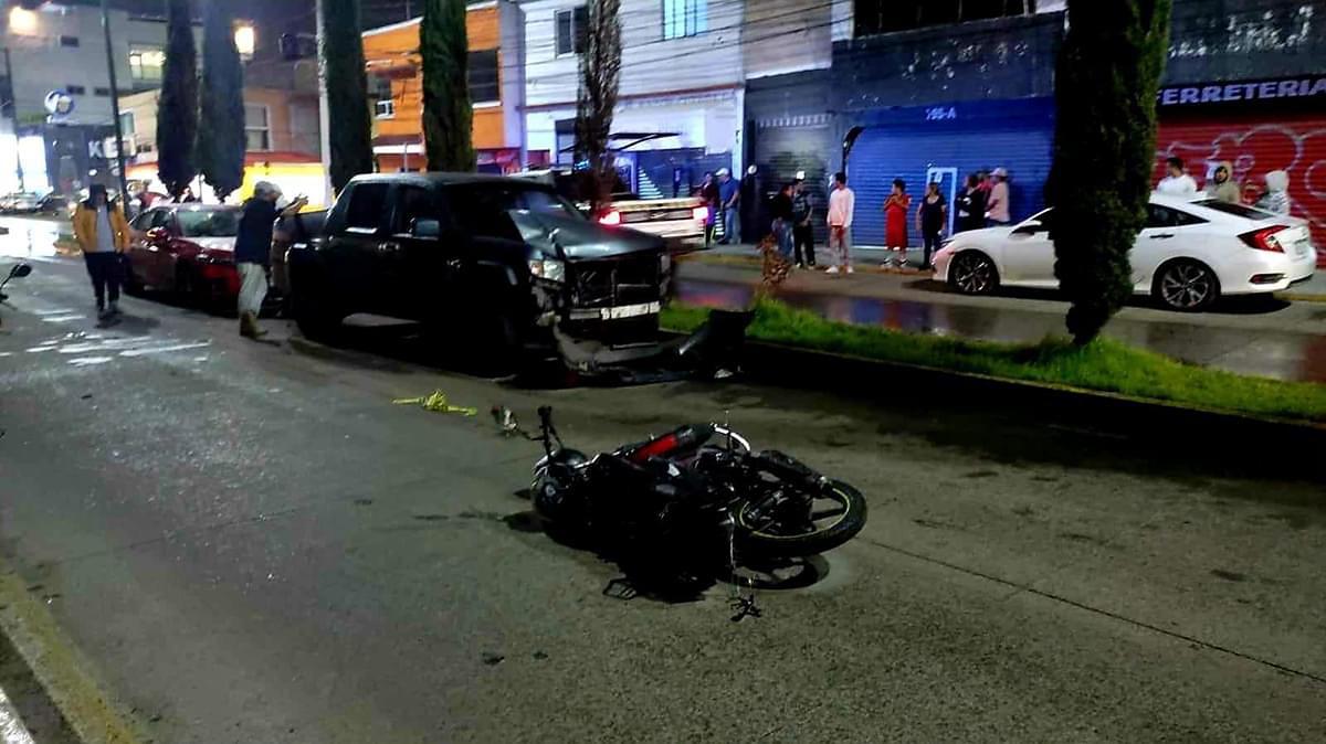 Motociclista sufre accidente en avenida periodismo de Morelia