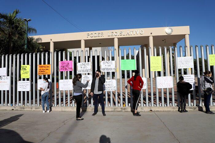 protesta estudiantil en el Congreso de Sinaloa