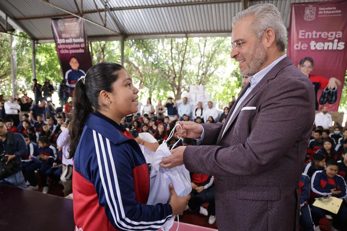 tenis para estudiantes de secundaria Michoacán