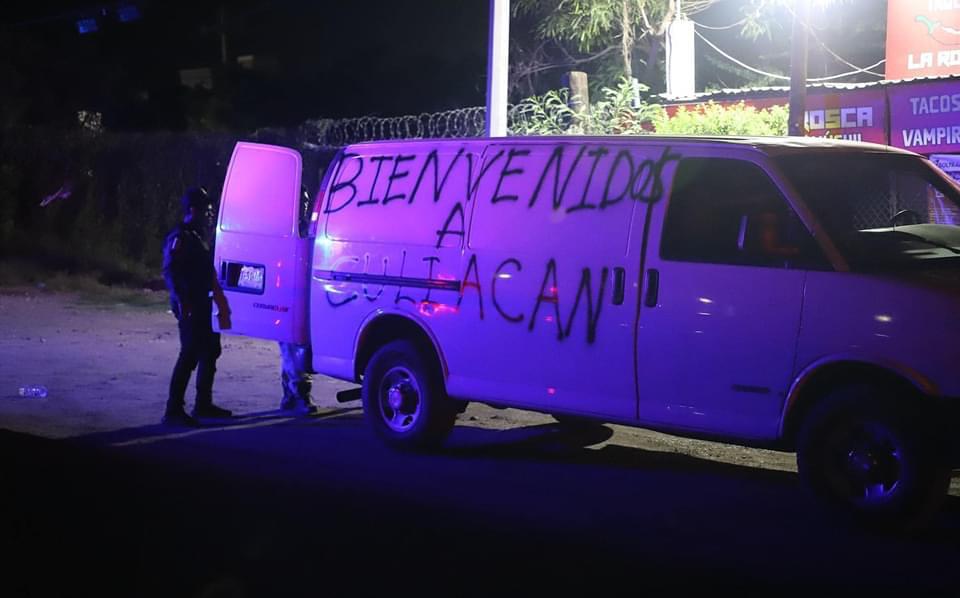 violencia en Culiacán abandonan camioneta con cadáveres - investigación