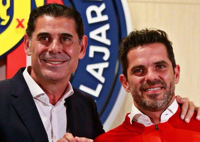 El técnico de Chivas, Fernando Gago, más cerca del Boca Juniors