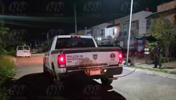 Hombre brutalmente asesinato a las afueras de un OXXO en Jungapeo"