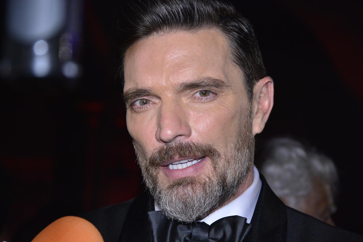 Julián Gil sigue pagando manutención de su hijo