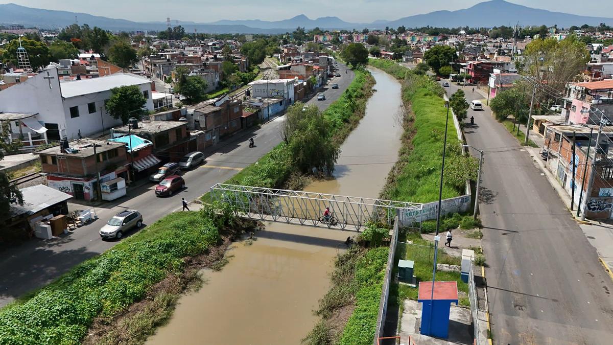 PC con monitoreo del Río Grande Morelia