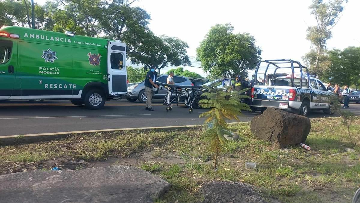 reportan accidentes vehiculares en Av. Madero Poniente de Morelia este miércoles