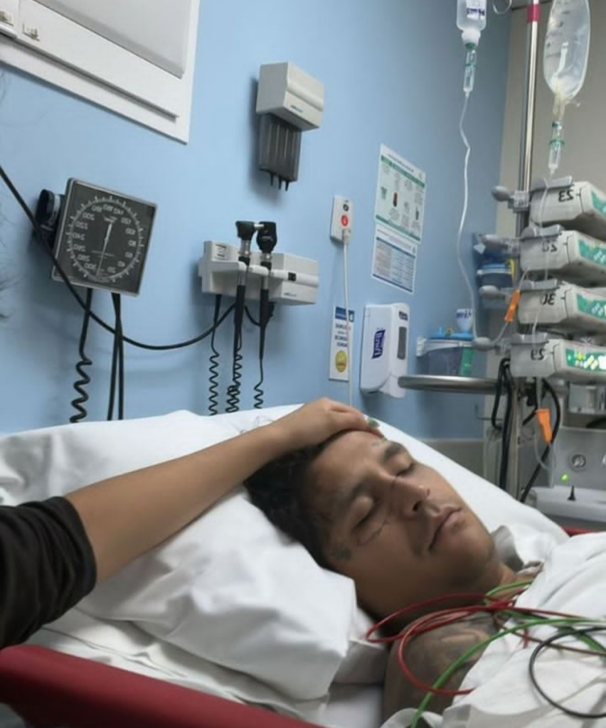 Tras su hospitalización Christian Nodal estará en su casa