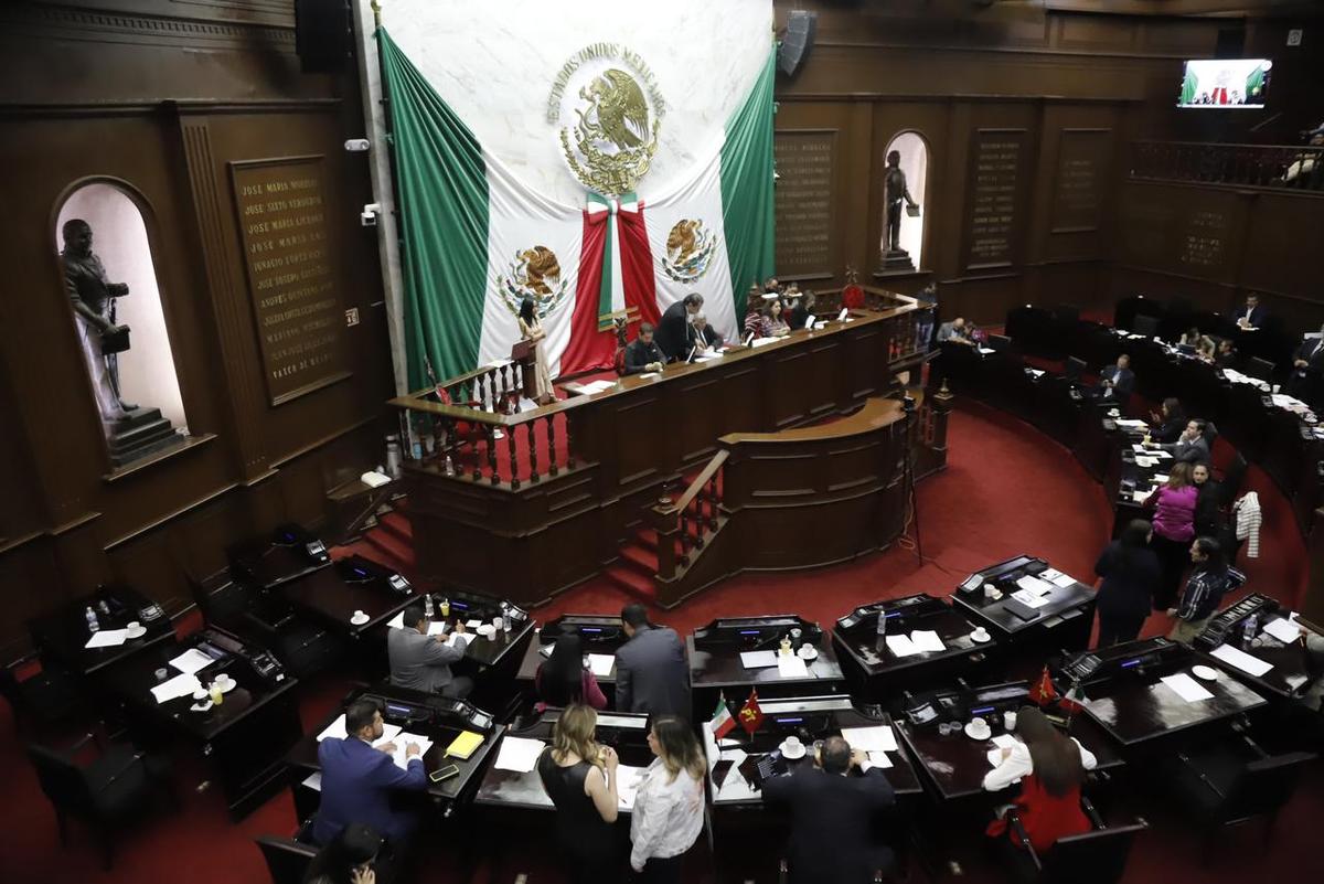 Alternancia de género para gubernatura y ayuntamientos aplicaría para 2027