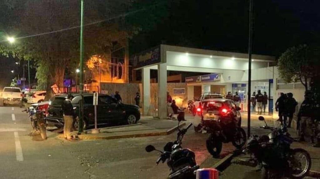 Balean a hombre en su casa en Uruapan: Víctima gravemente herida busca atención médica