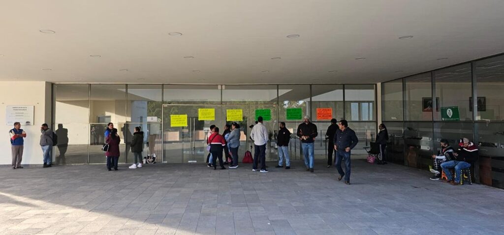 bloqueo SUEUM Rectoría negativa yarabí