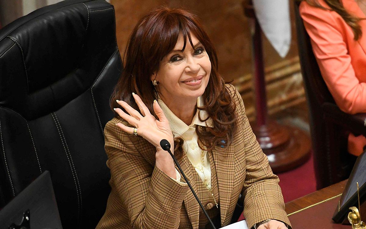 Condenan a 6 años de prisión a Cristina Kirchner, por corrupción