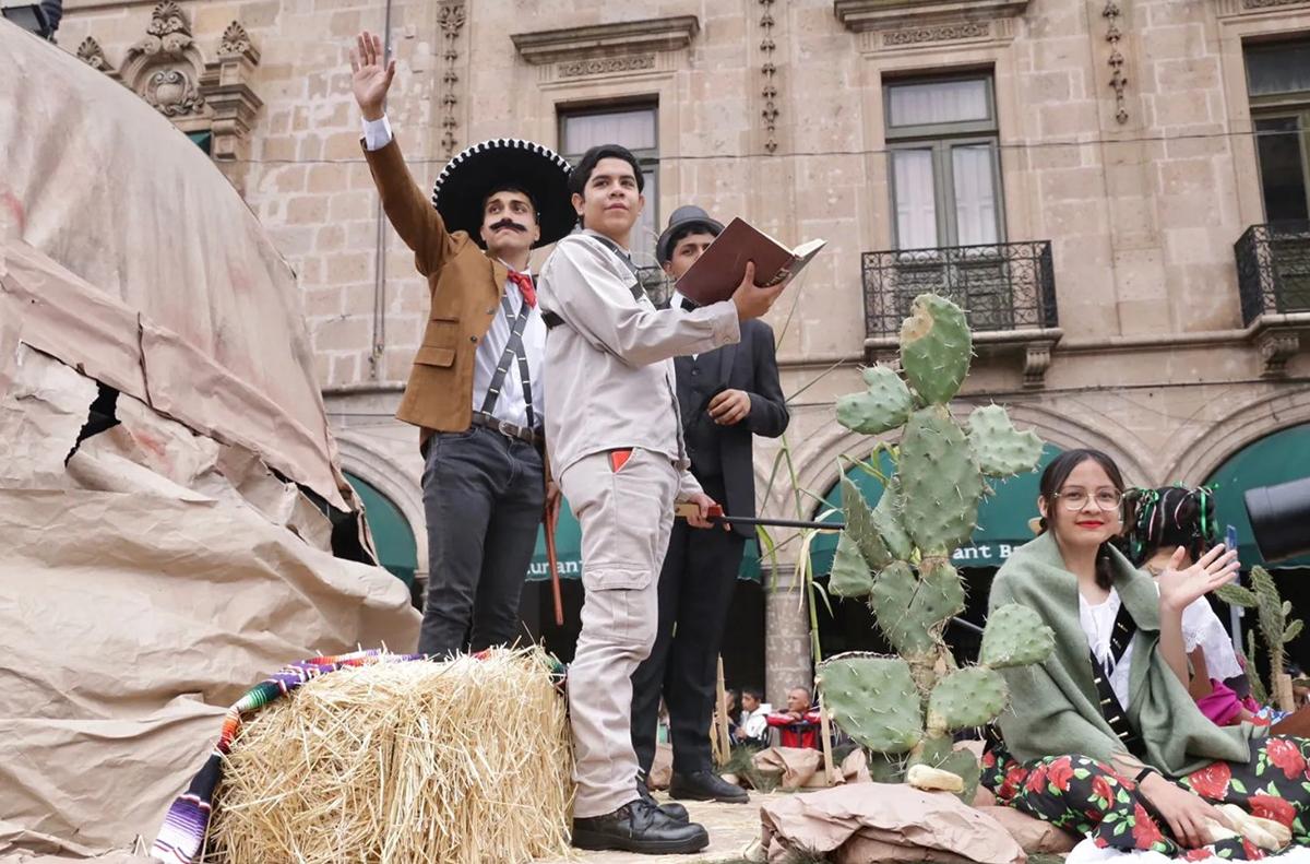 desfile de la Revolución Mexicana en Morelia