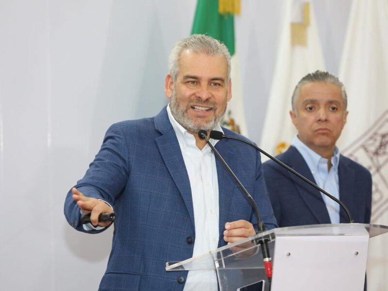 Van 9 mil 438 mdp a infraestructura estatal: Bedolla