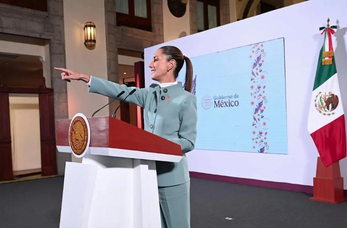 La presidenta Claudia Sheinbaum rinde homenaje a Silvia Pinal en la mañanera