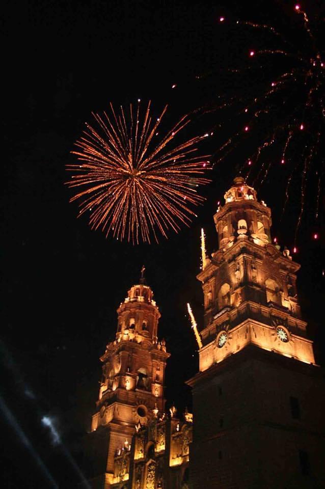 Luces de Catedral Morelia Navidad 2