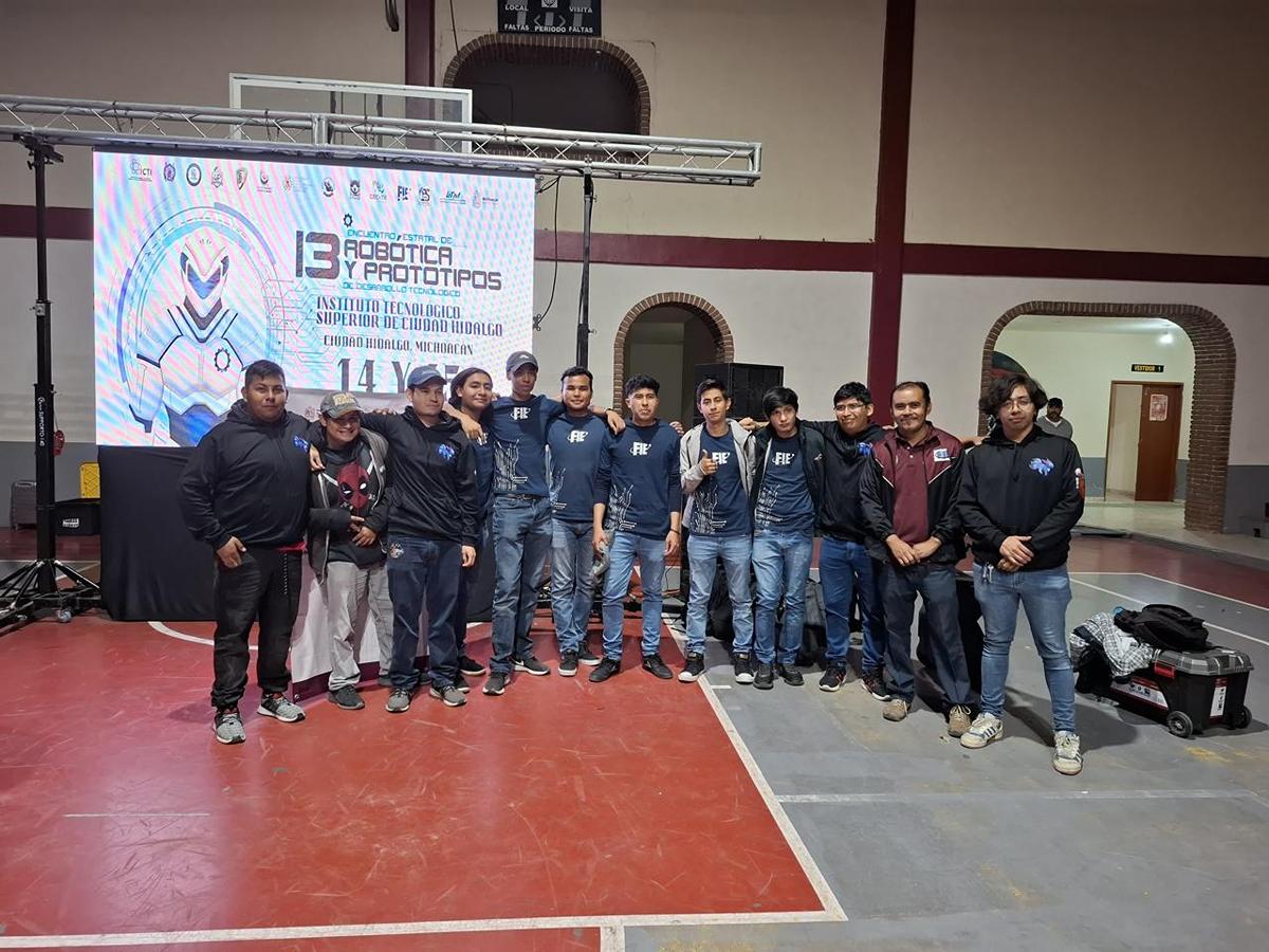 Robótica y prototipos estudiantes UMSNH