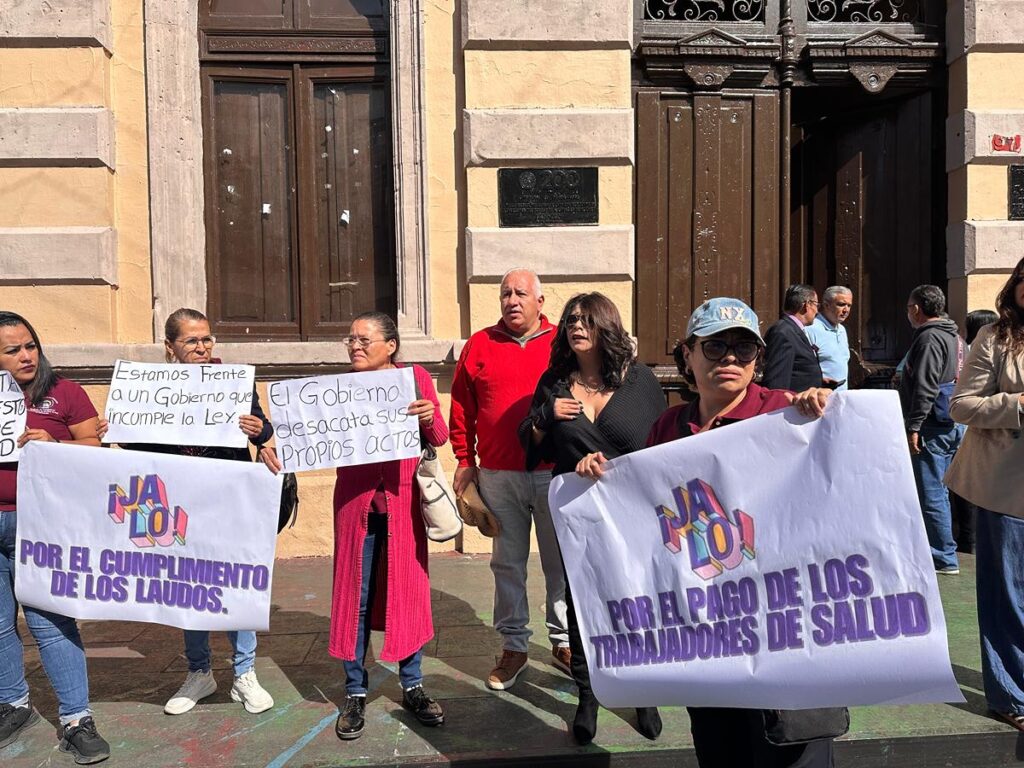 trabajadores de SSM protestas por adeudo de laudos