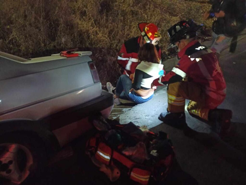 2 mujeres resultan heridas tras choque en el libramiento norte de Morelia