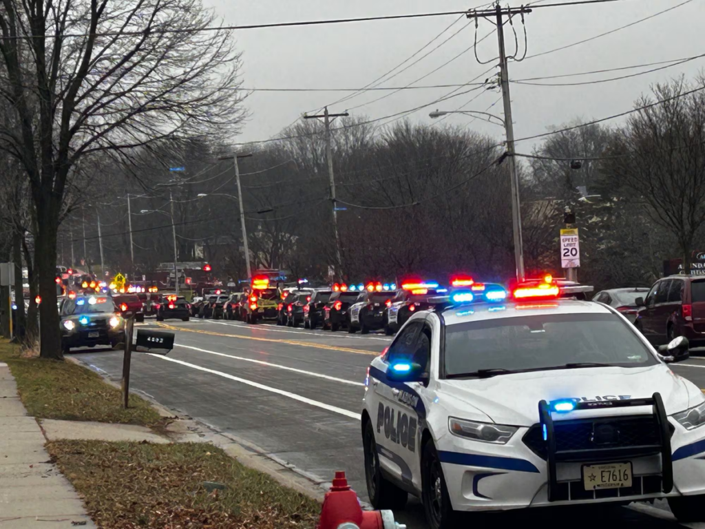 5 muertos y varios heridos deja Tiroteo en escuela de Madison, Wisconsin