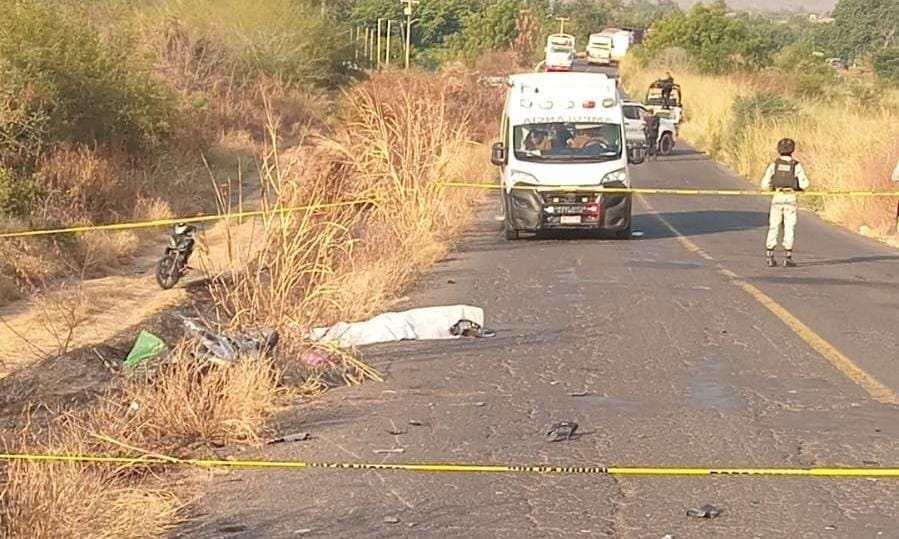 accidente Apatzingán - Buenavista muere motociclista