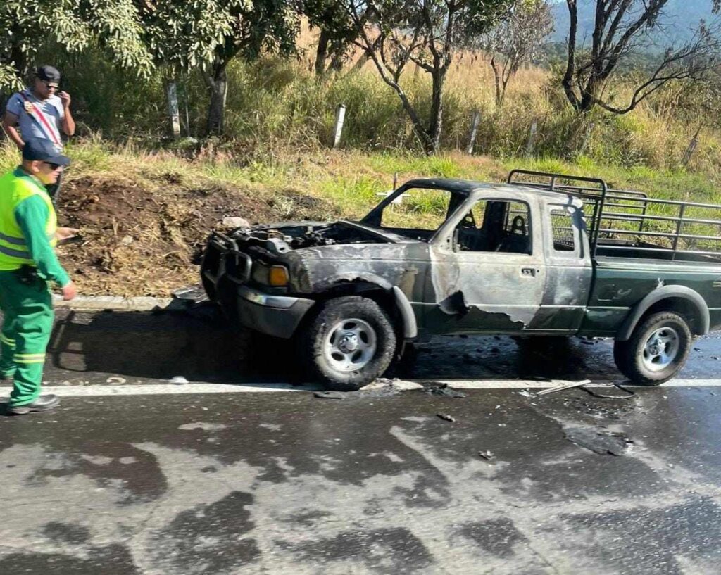 accidentes autopista Siglo XXI choques incendio 3