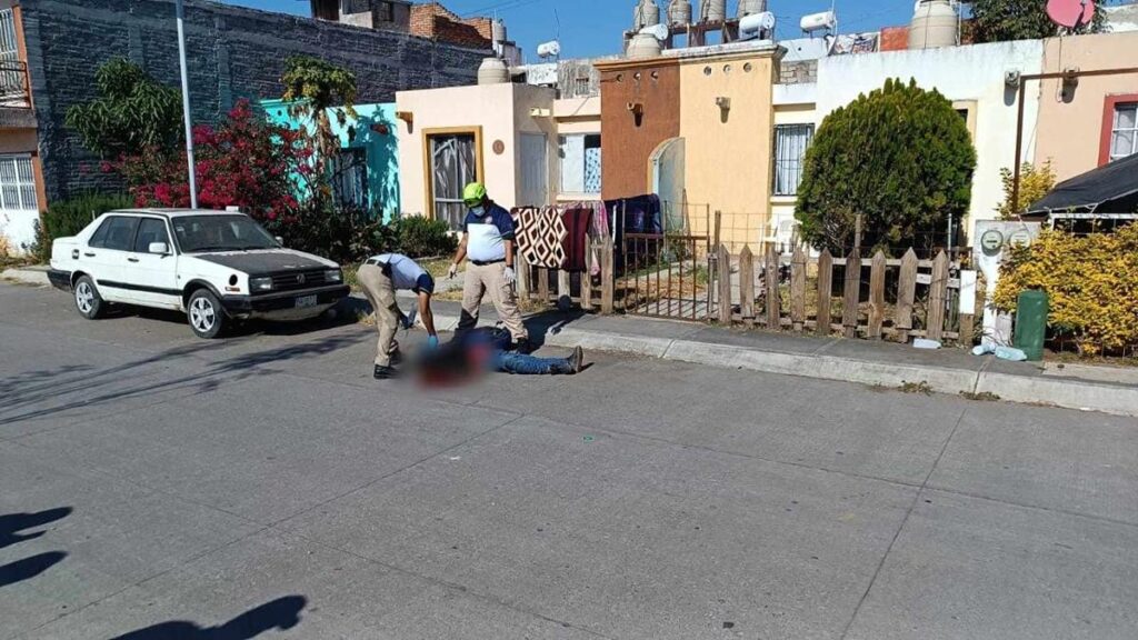 Asesinan a balazos a joven en el Fraccionamiento Altamira de Zamora