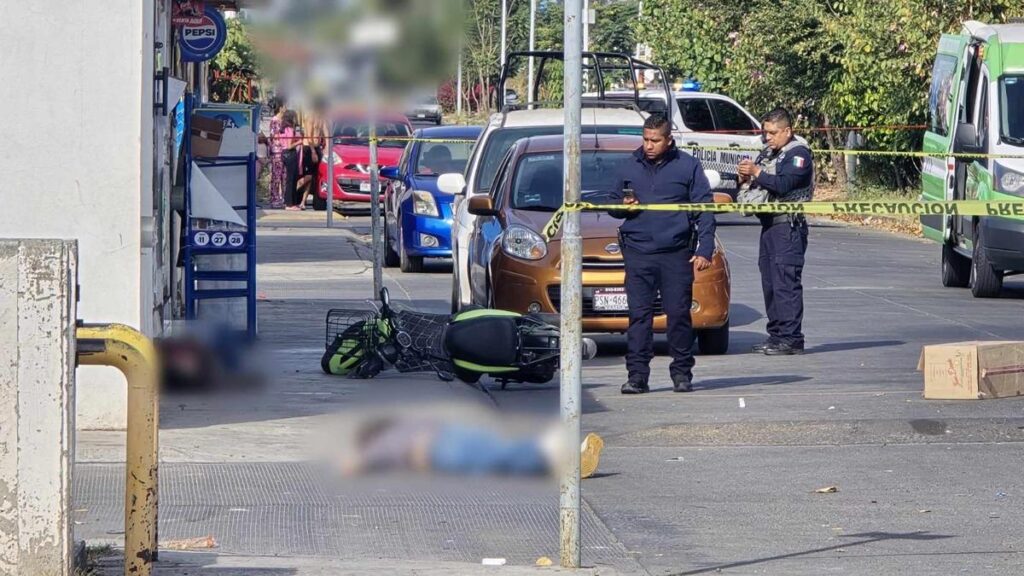 Asesinan a dos motociclistas en el Fraccionamiento Acanto II de Zamora 1