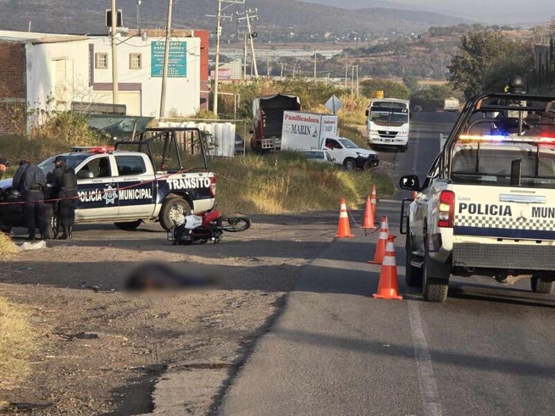 Asesinan a un motociclista en el Libramiento Sur de Jacona