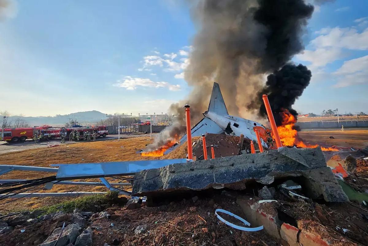 Aumenta a 179 el número de muertos en accidente aéreo en Corea del Sur