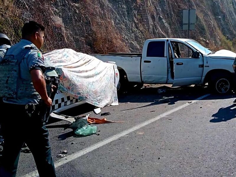 choque camioneta patrulla Guardia Nacional