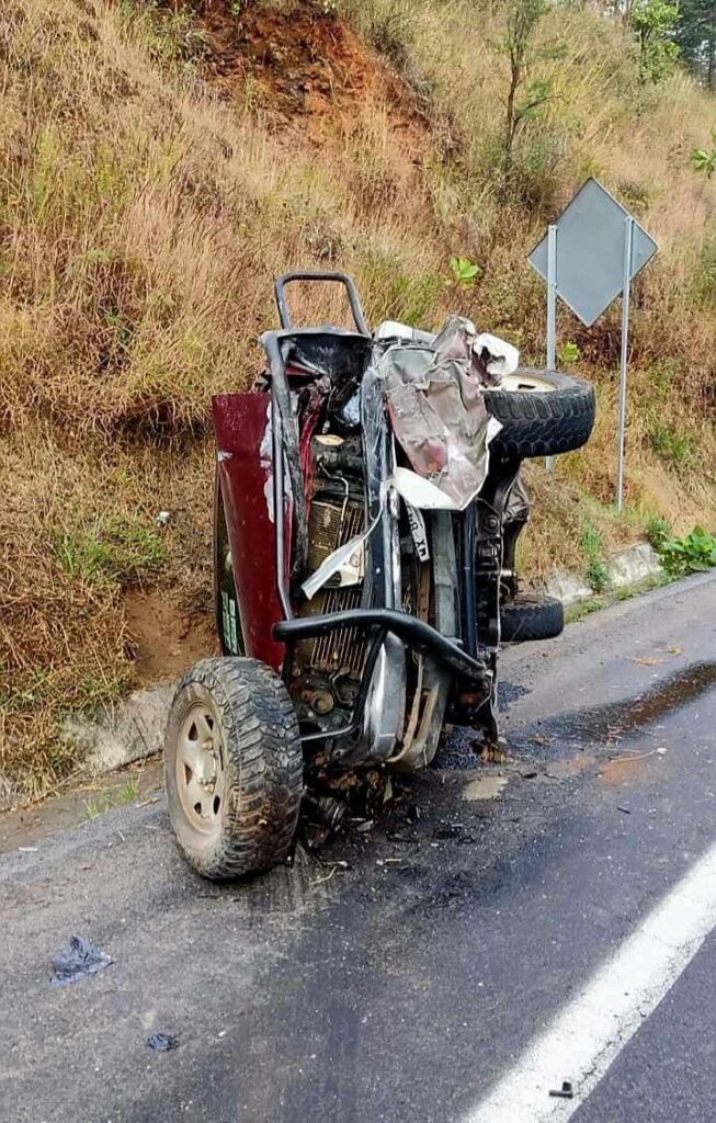 choque carretera Uruapan-Pátzcuaro lesionados 3