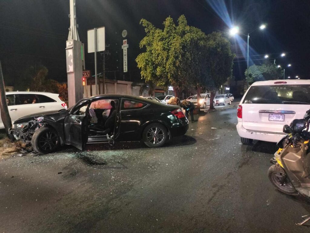 choque deja una lesionada en el libramiento de Morelia