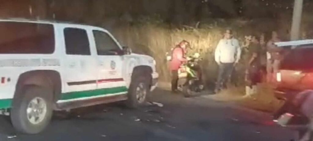 Choque entre 2 vehículos deja 3 heridos en la carretera Morelia-Recinto Ferial