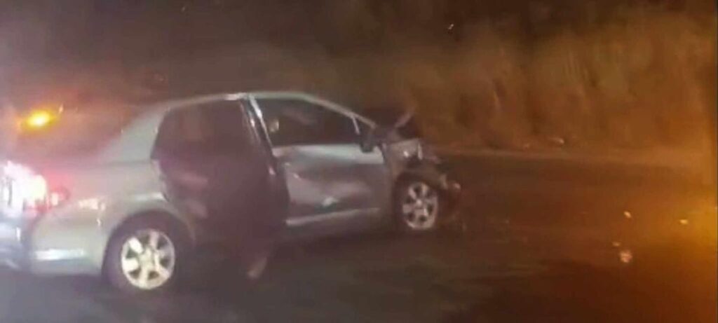 Choque entre 2 vehículos deja 3 heridos en la carretera Morelia-Recinto Ferial1