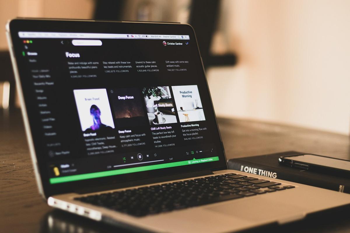 Descubre Spotify Wrapped 2024: Artistas y Canciones Top