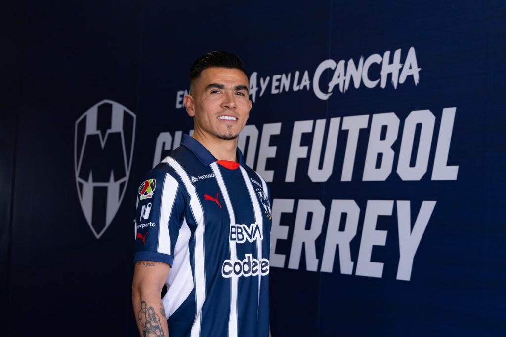 El ‘Hueso’ Luis Reyes primer refuerzo de Rayados para el Clausura 2025