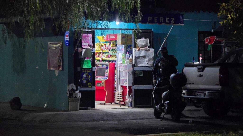 Empistolados balean tienda de abarrotes en el Fraccionamiento Real de Valencia en zamora