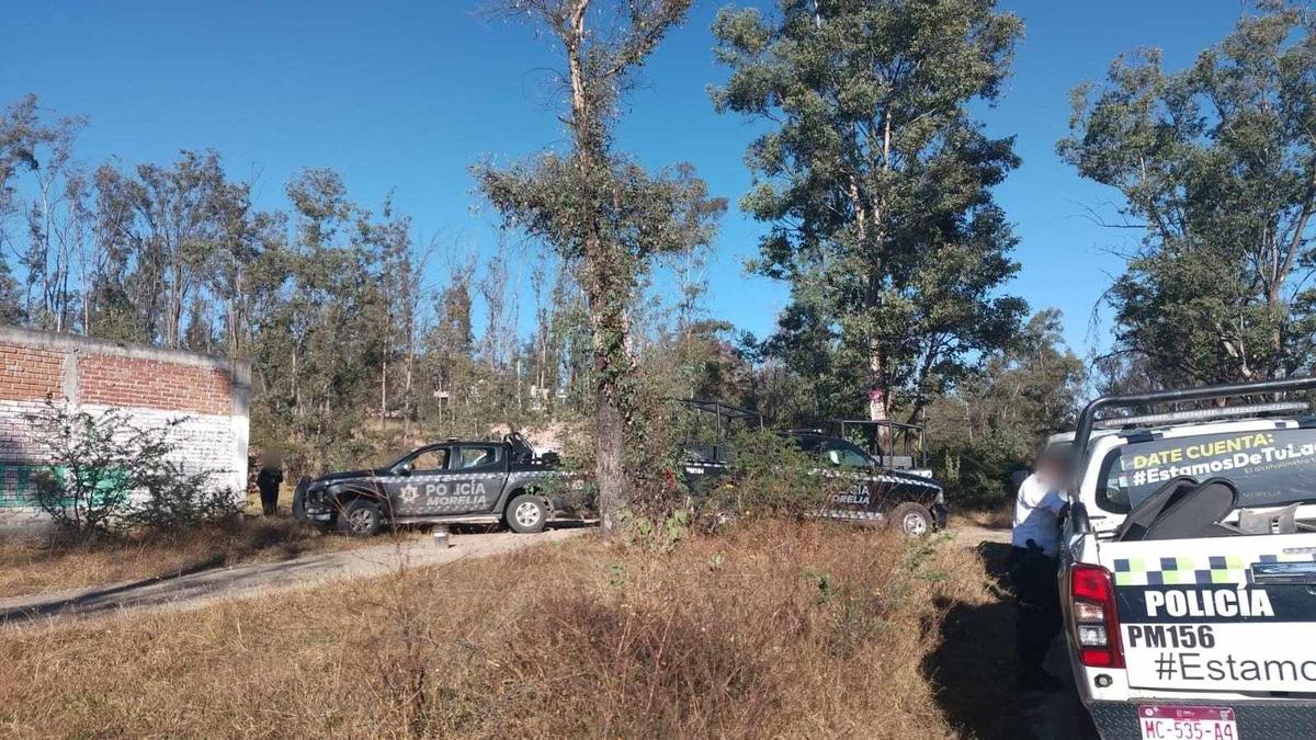 Encuentran, localizan, Hallan a mujer asesinada hoy cerca de la Antigua Carretera a Pátzcuaro, en Morelia 1