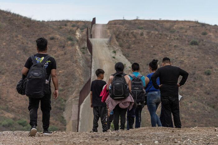 frontera entre México y EU, en vilo ante políticas migratorias de Trump